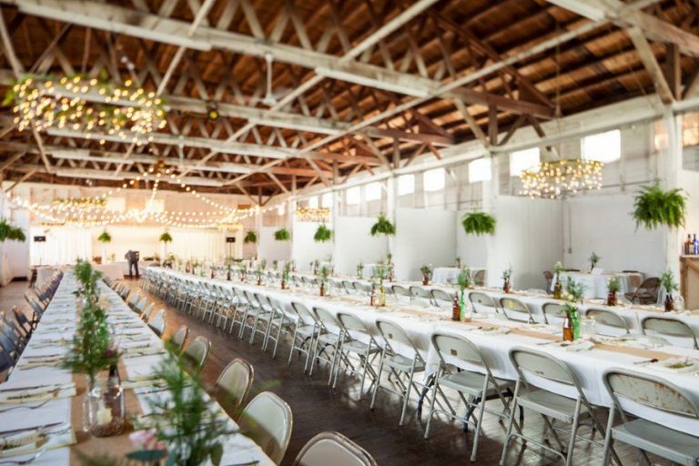 Make Wedding Celebration Special And Unique With Barn Wedding Venues