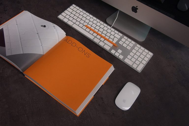 Pc, computer, mac — Quick Loans: Simple and fast loan solutions for immediate expenses.